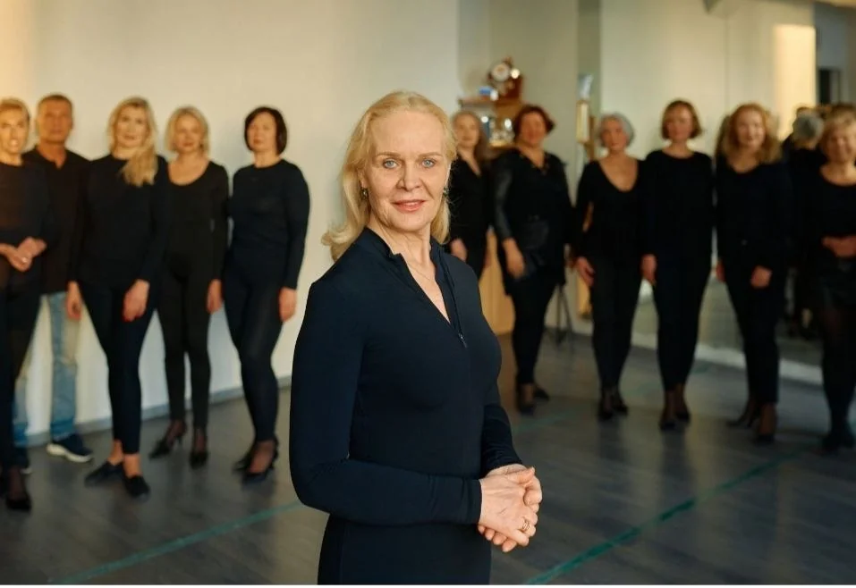 Как дефиле спасает от выгорания мужчин и женщин 50+ 