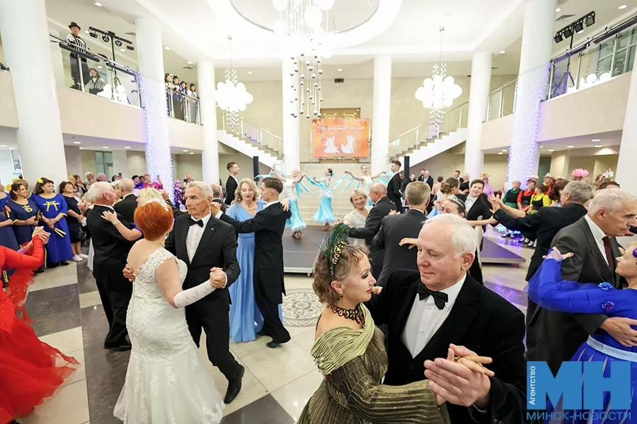 Осенний бал в Минске: танцы для элегантного возраста