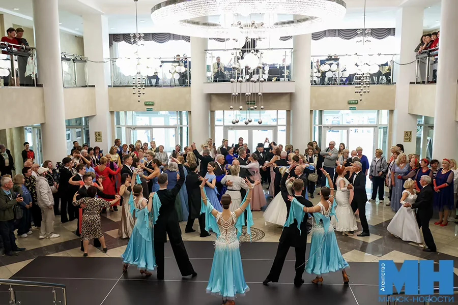 Осенний бал в Минске: танцы для элегантного возраста